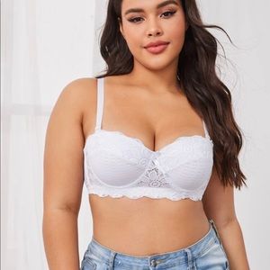 Shein Plus Lace Overlay Push-up 38C US White Lace